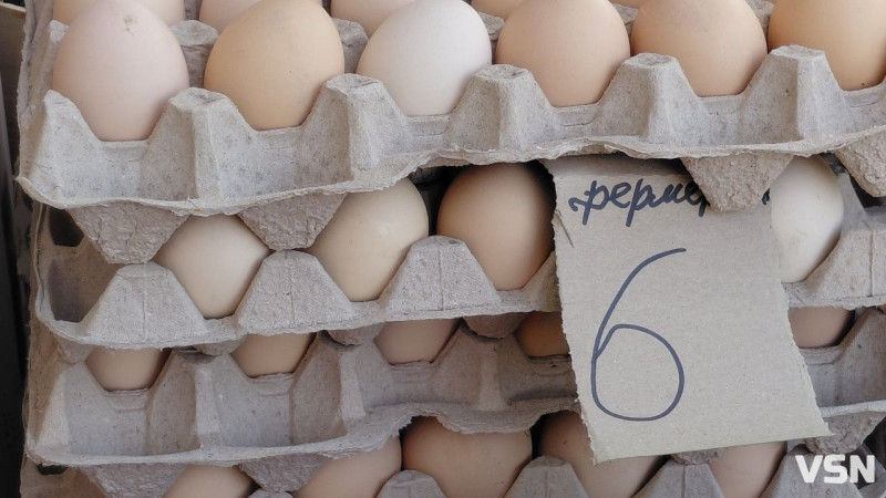 Скільки коштують яйця на ринку у Луцьку