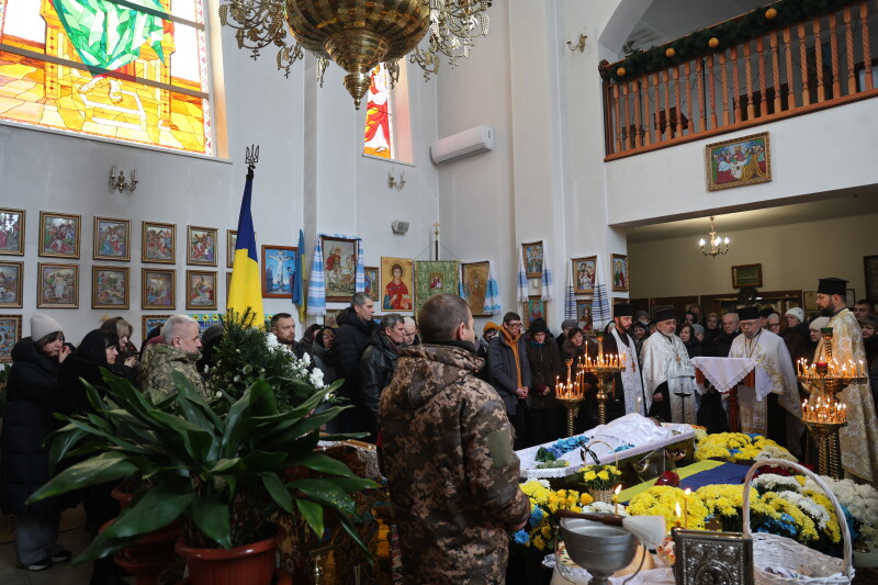 У Луцьку попрощалися з Героєм Вадимом Кравчуком