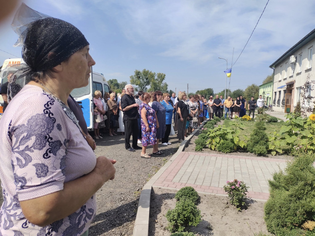 Навіки 40: на Волині похоронили загиблого офіцера Романа Дудика