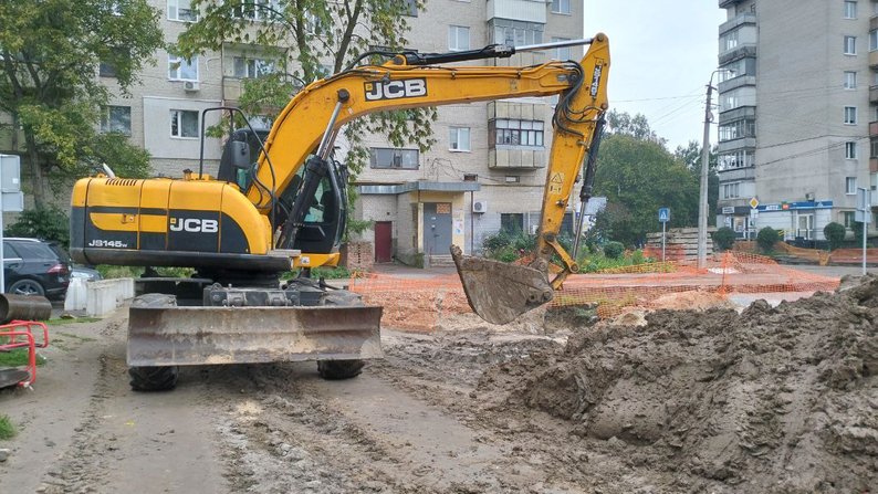 У Луцьку затягнулася реконструкція тепломережі на ЛПЗ: чому так сталося