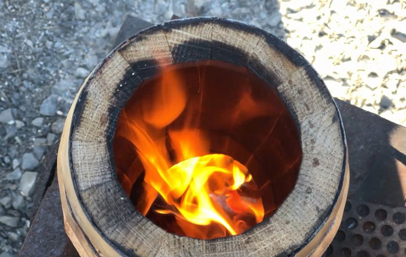 Третє покоління майстрів з Волині продовжує сімейну справу - виготовляє дубові бочки