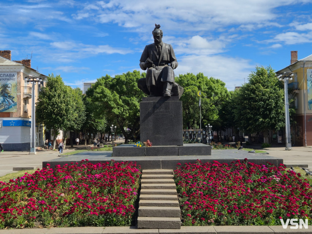 Від вугільних шахт до квітучих скверів: як сьогодні живе місто Нововолинськ. Фоторепортаж