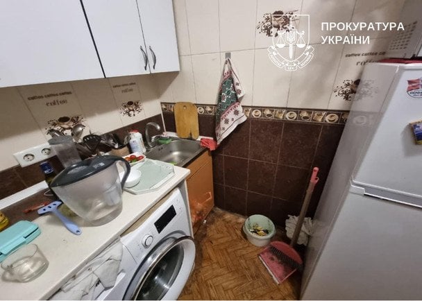 Задушив дружину й доньку, а потім наклав на себе руки: у столиці розслідують трагедію