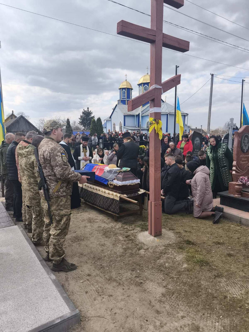 Загинув у грудні 2022 року: на Волині попрощалися із захисником Віктором Михальчуком