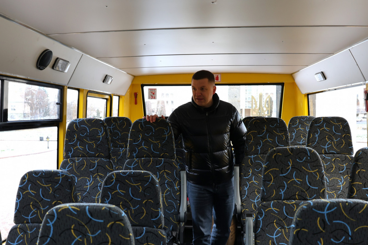 Волинські громади отримали сучасні шкільні автобуси для підвезення дітей