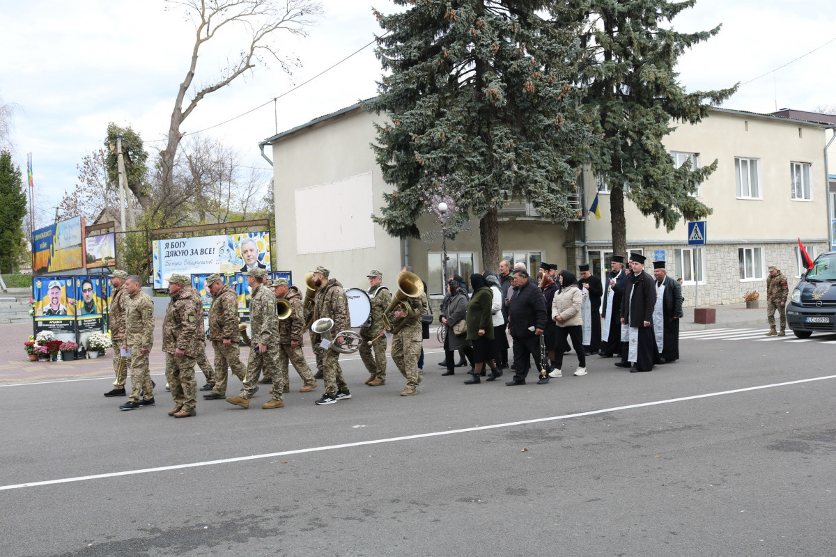 Більше двох років вважався зниклим безвісти: на Волині попрощались з Героєм Сергієм Матвіюком