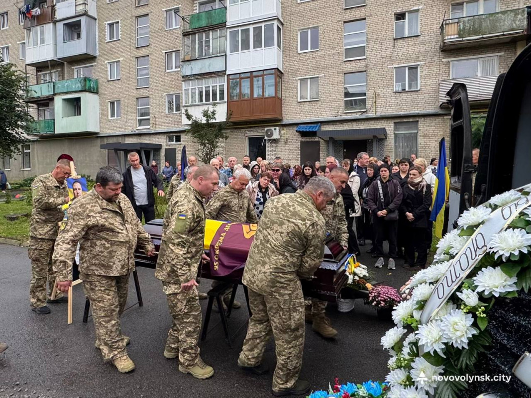 На Волині попрощалися з Героєм Ігорем Степанюком, який вважався зниклим безвісти