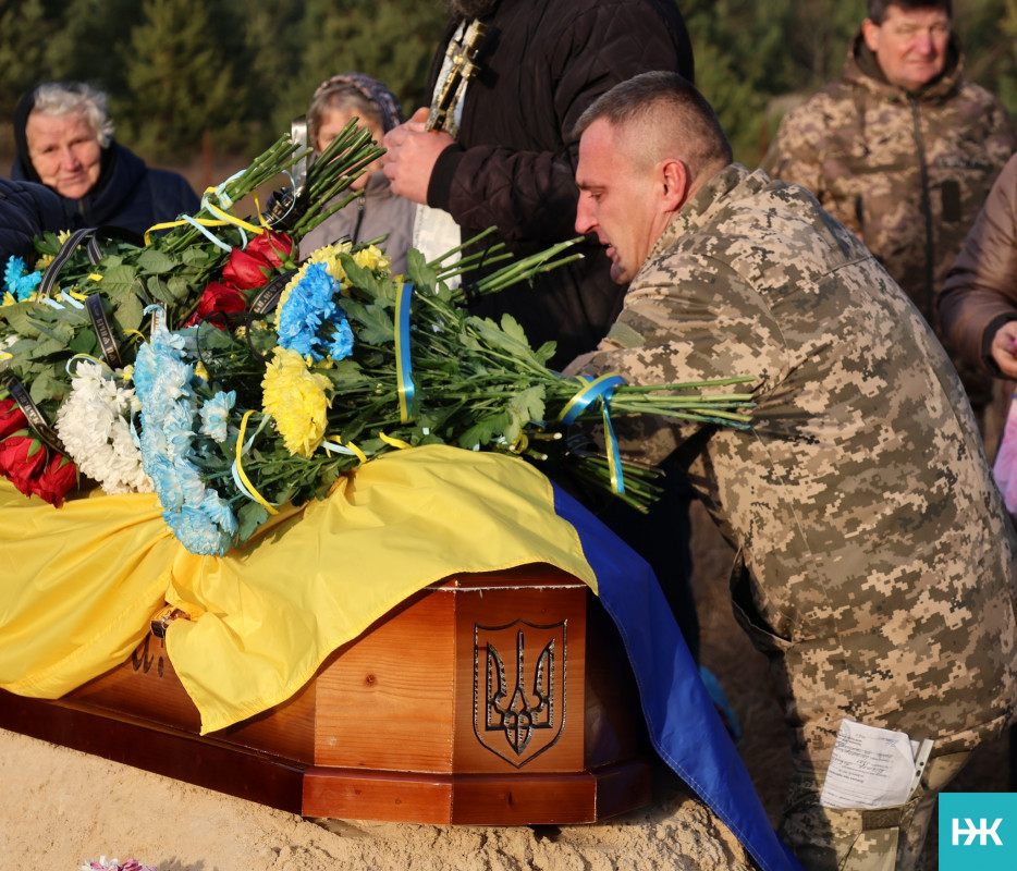 Рік надії й очікування: на Волині попрощалися з Героєм Віктором Фесиком