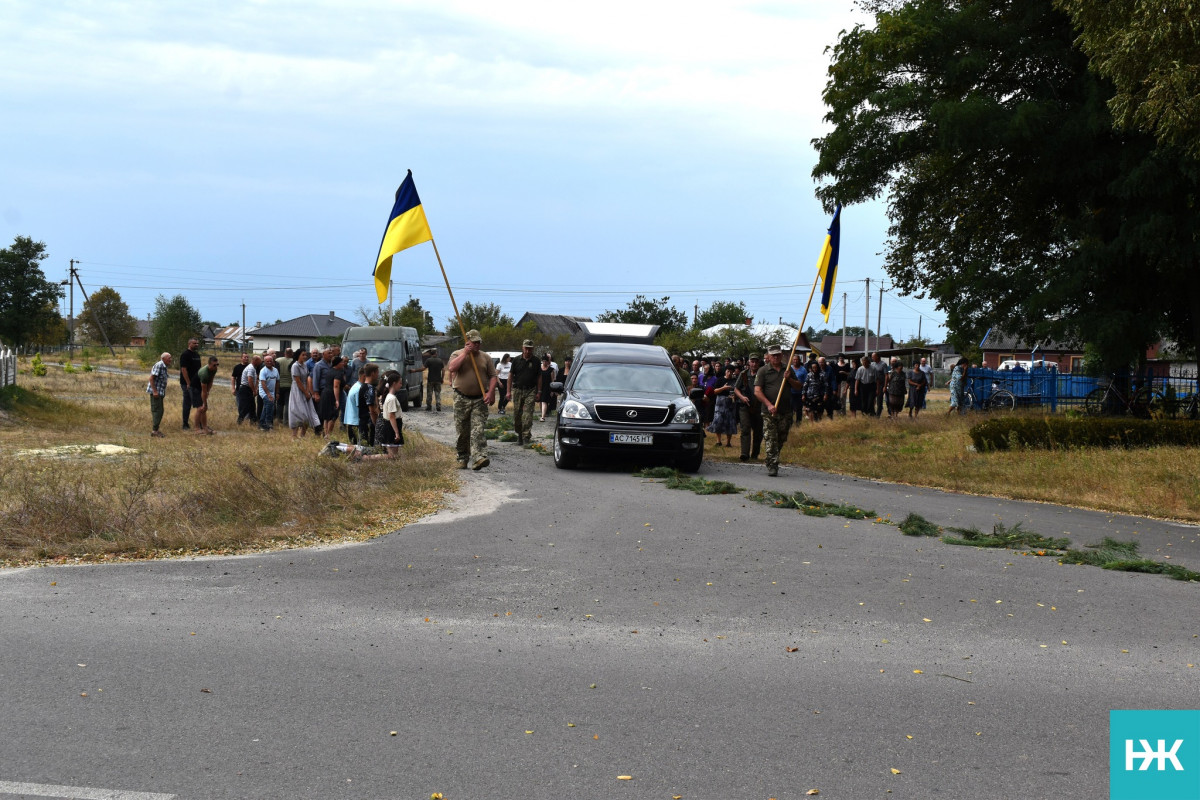 На Волині попрощалися з спецпризначенцем Анатолієм Довжиком