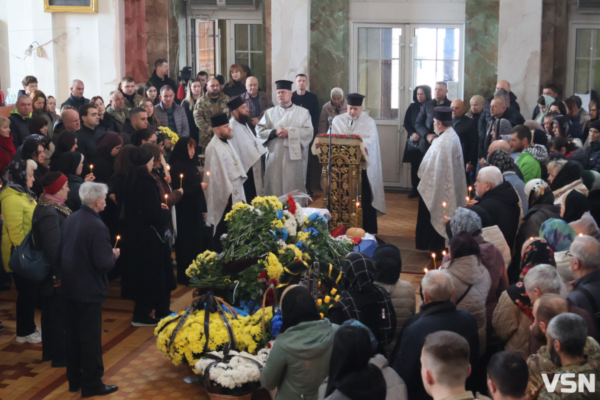 Навіки 45: у Луцьку попрощалися з Героєм Дмитром Гуцаленком