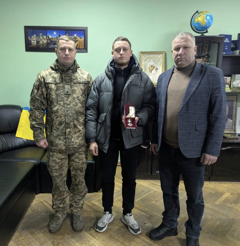 Хороший батько, вправний господар: на Волині синові Героя вручили його посмертну нагороду
