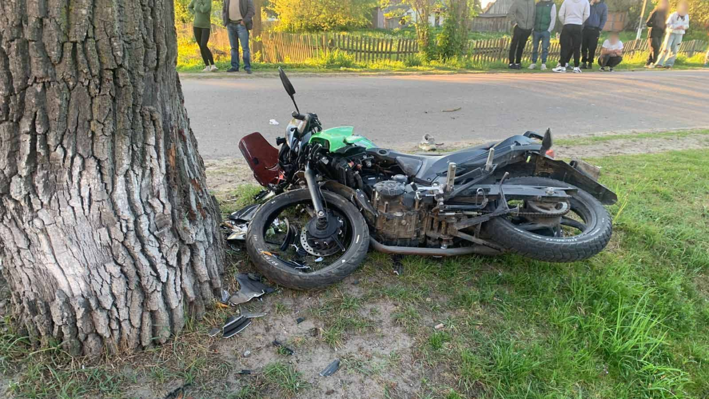 Трагічні вихідні на Волині: у 14 ДТП загинули двоє юнаків, постраждали 23 людини