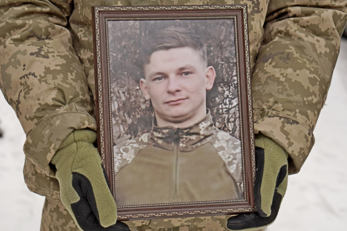 Навіки 26: на Волині в останню земну путь провели солдата Артура Шевчука