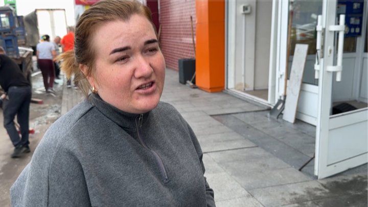 Палаючі фури, вирва на дорозі та вибиті вікна: що наробив російський дрон біля «Ягодина»