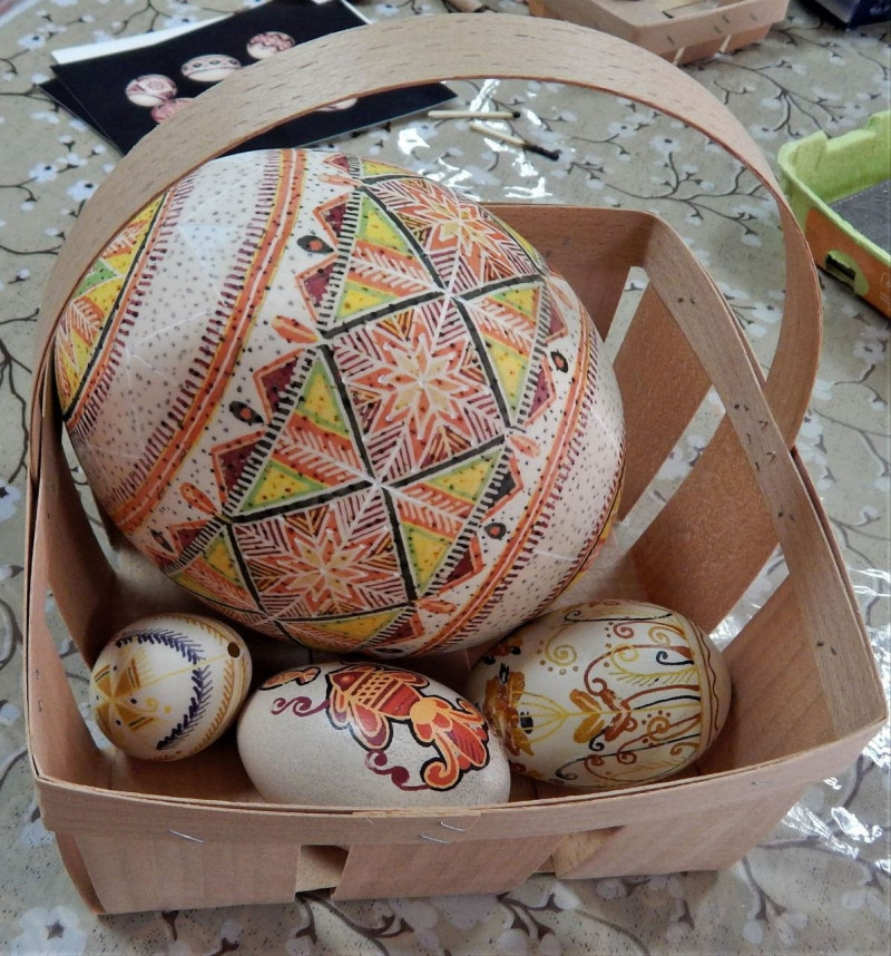 Від випадкового захоплення до виставок у Європі: шлях писанкарки з Волині Оксани Білик