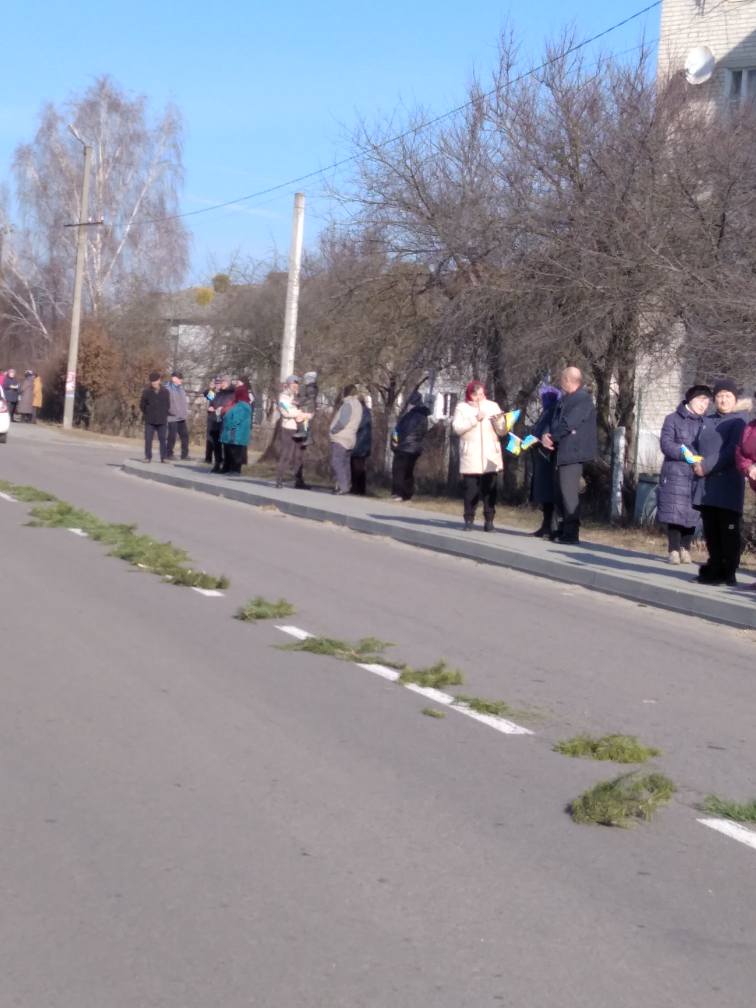 Після декількох тижнів очікування на рідну Волинь «на щиті» навіки повернувся молодий Герой Дмитро Жмур