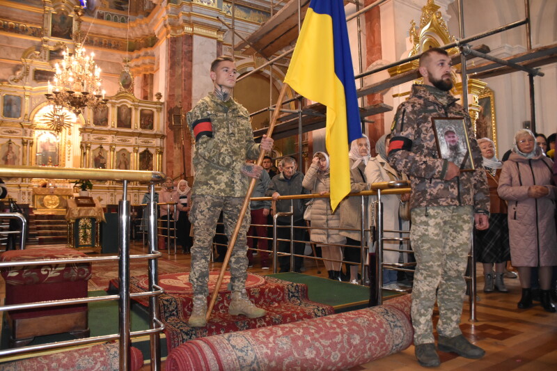 Волиняни провели в останню дорогу загиблого Героя Андрія Савчука