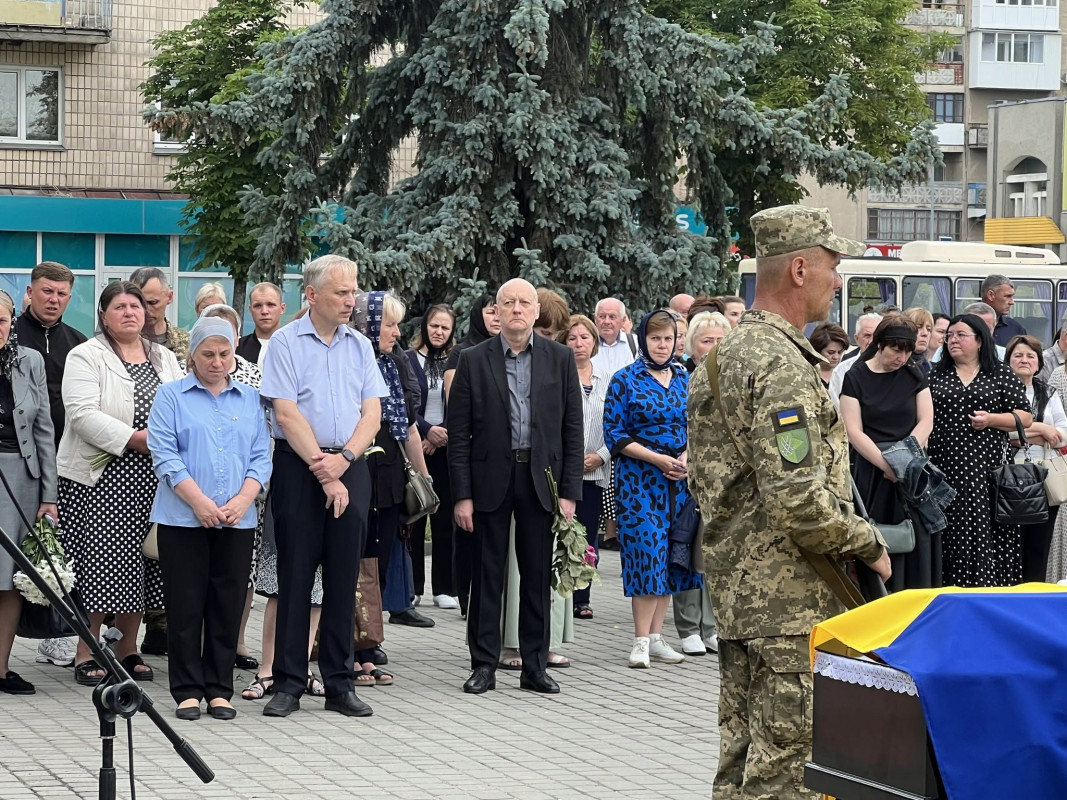 На Волині провели у вічність 27-річного Героя Артема Кузьмичука