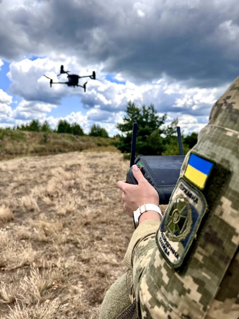 З виховательки – в операторку дронів: історія 26-річної прикордонниці з Волині, яка охороняє кордон