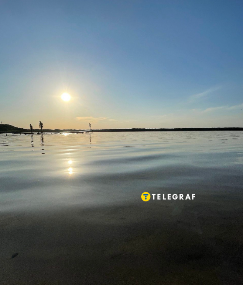Велике Згоранське озеро на Волині: кришталево чиста вода, піщані береги та відпочинок серед лісу