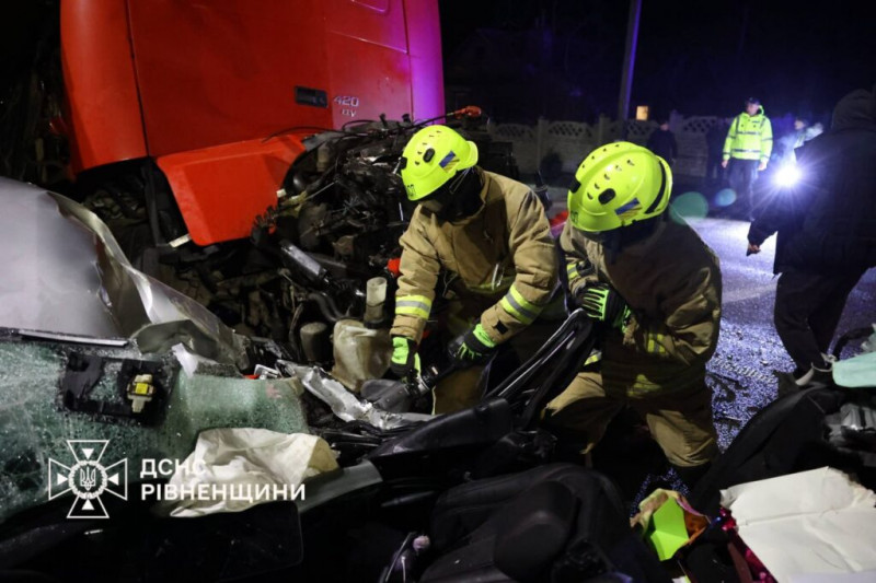 На Рівненщині сім’я відомого футболіста потрапила у ДТП