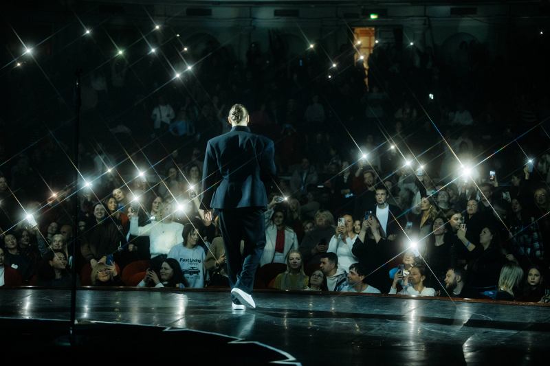 CHEEV 1 лютого у Луцьку з грандіозним концертом і прем’єрами: «Буду радий побачити вас!»