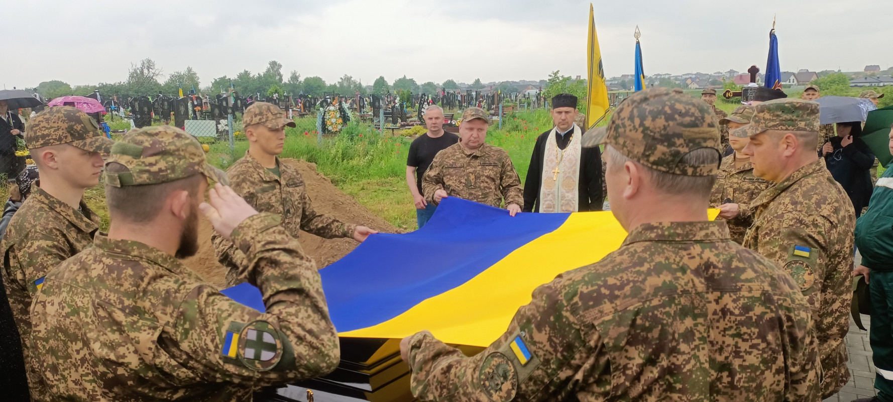 Навіки 35: на Волині попрощалися з Героєм Романом Никончуком