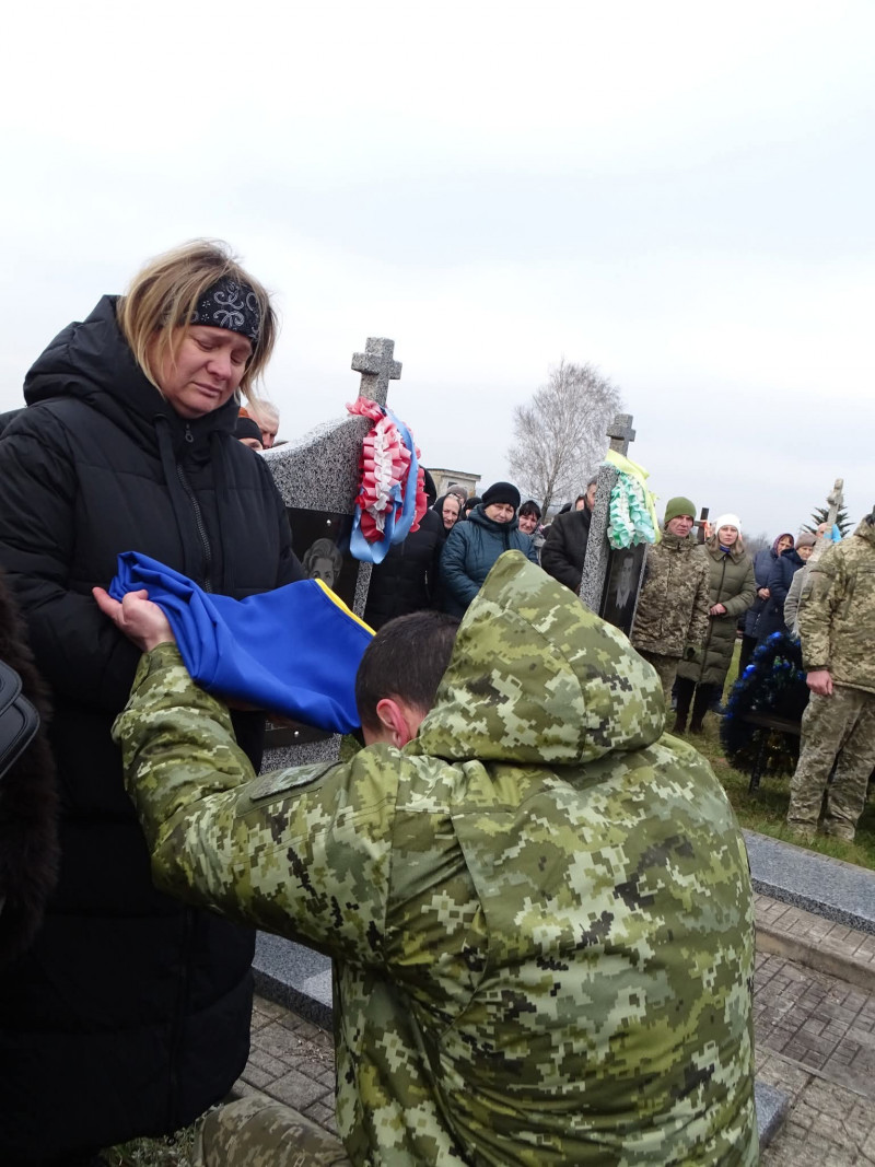 Понад 1,5 роки надій і сподівань: «на щиті» повернувся додому Герой з Волині Віктор Кіц