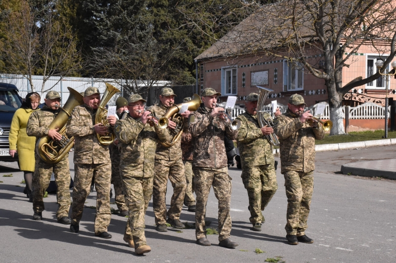 Загинув у жовтні 2025 року: на Волині відбулось прощання із захисником Тарасом Шавлаєм