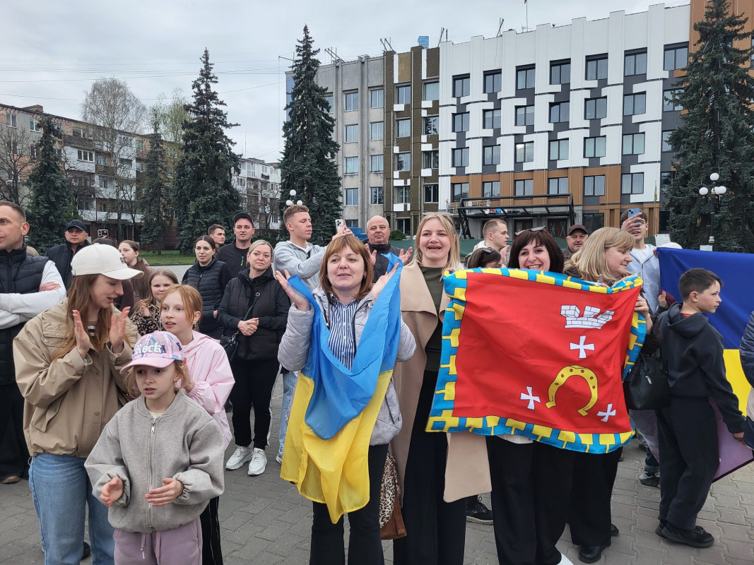 Після півтора року полону додому повернувся Герой з Волині Максим Муха