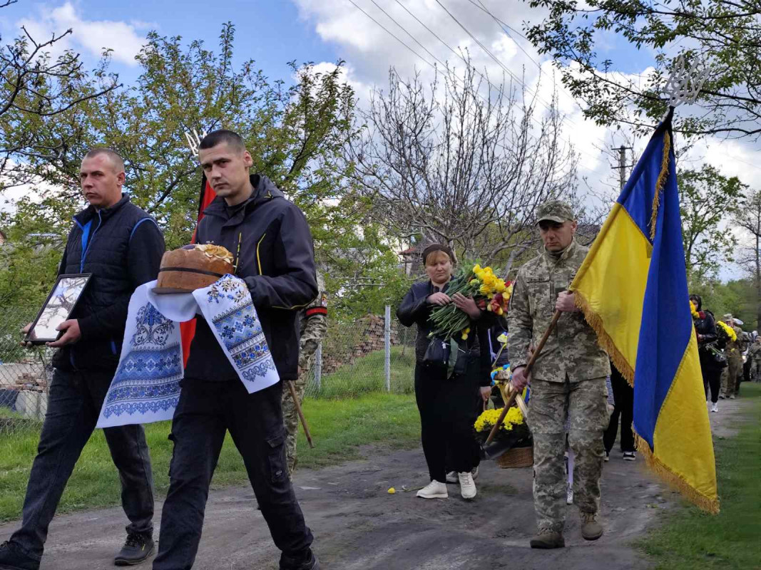 Важке поранення стало смертельним: на Волині попрощались з Героєм Сергієм Стернічуком
