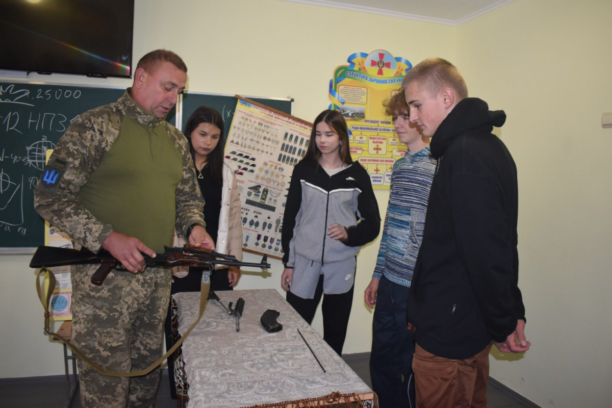 Півтора року був на війні: волинянин після служби в ЗСУ повернувся до вчителювання