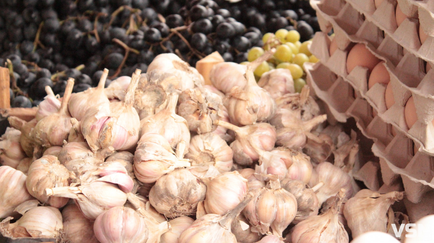 Скільки коштують овочі на ринку у Луцьку?