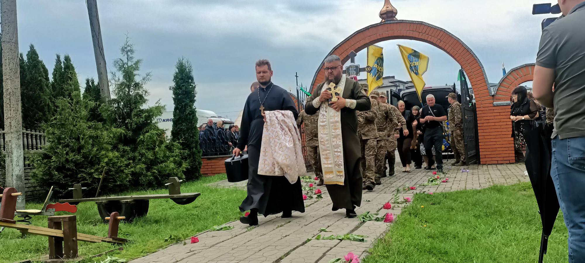 Навіки 35: на Волині попрощалися з Героєм Романом Никончуком