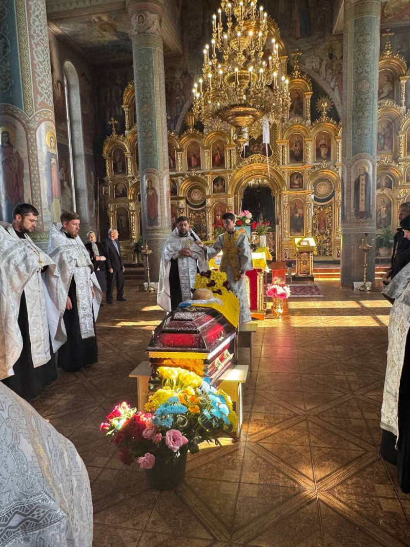 На Волині попрощалися із захисником Олександром Хмаруком, загибель якого підтвердила ДНК-експертиза