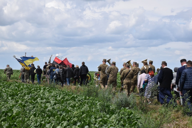Загинув у бою: на Волині попрощалися з Героєм Сергієм Михальчуком