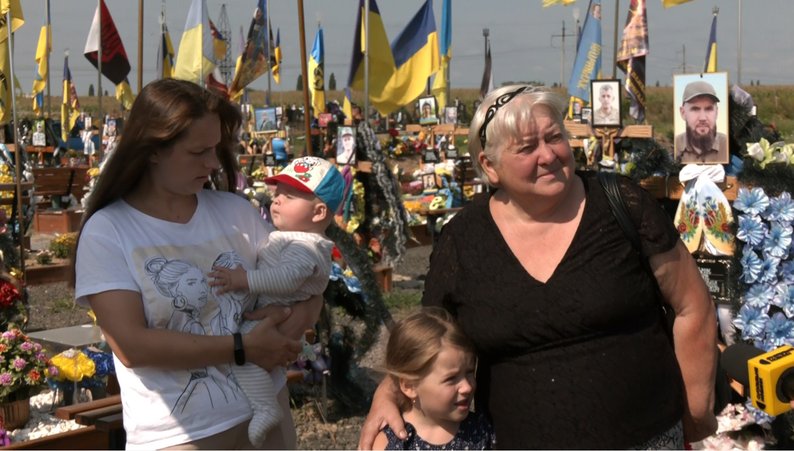 Загинув, так і не побачивши народження найменшого сина: спогади вдови про загиблого бійця з Волині Валерія Левчука