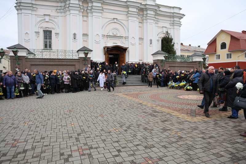 У Луцьку попрощалися з Героями Олександром Веремчуком та Костянтином Голубом