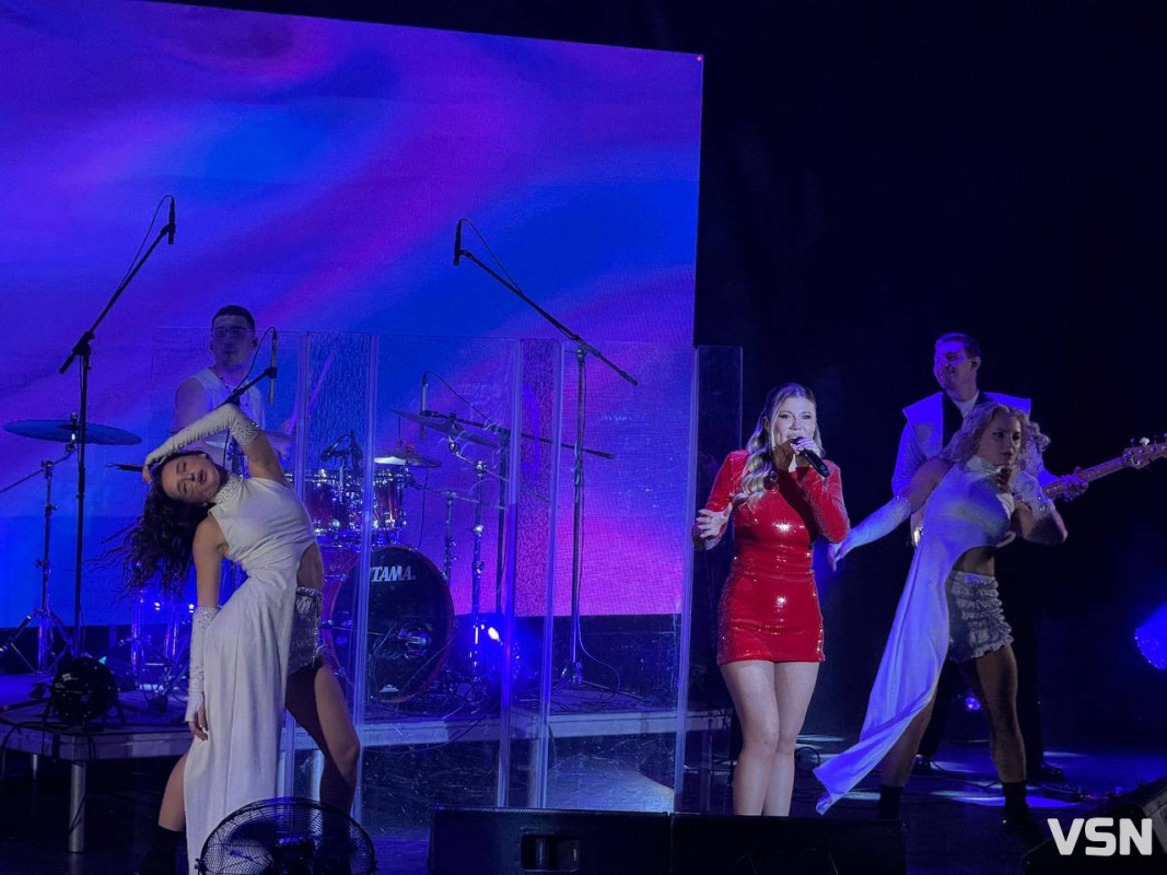 Alena Omargalieva виступила у Луцьку: аншлаг, благодійність і найкращі хіти