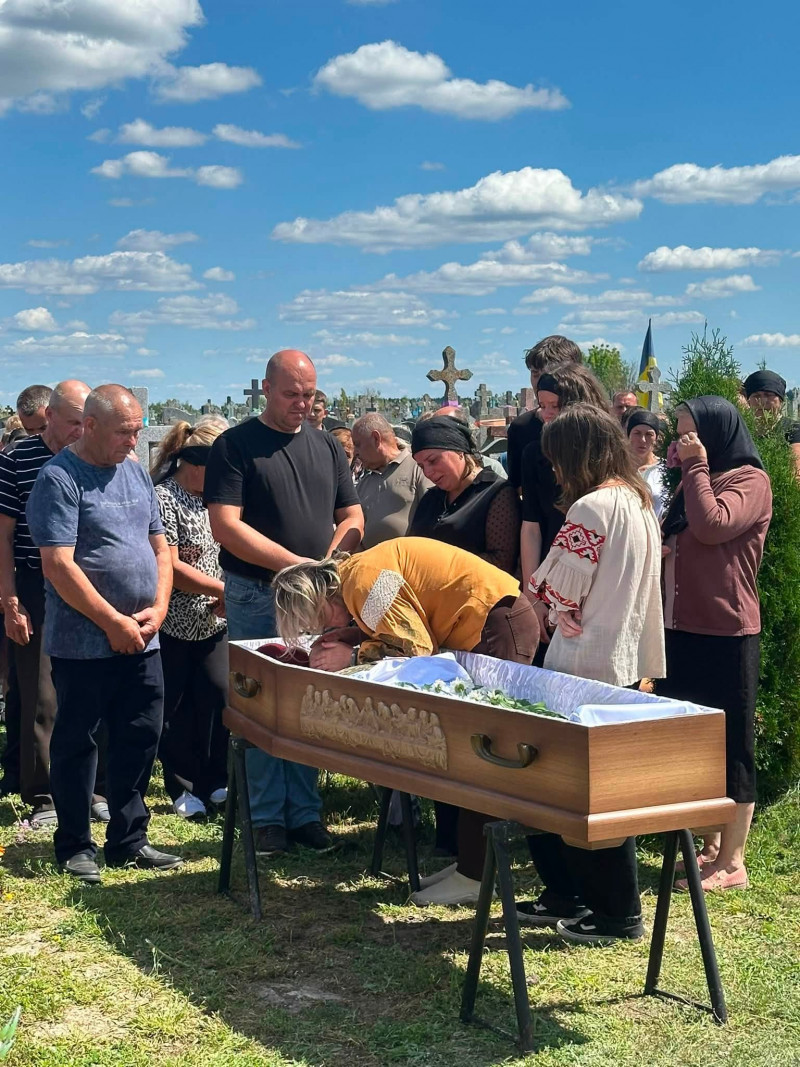 Війна забрала ще одне життя: на Волині поховали 45-річного Героя Ярослава Самчука
