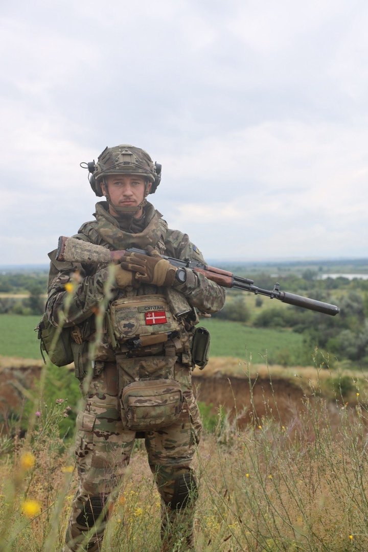 Поліцейський з Луцька потрапив під удар FPV, а під час виходу до евакуації – під міну