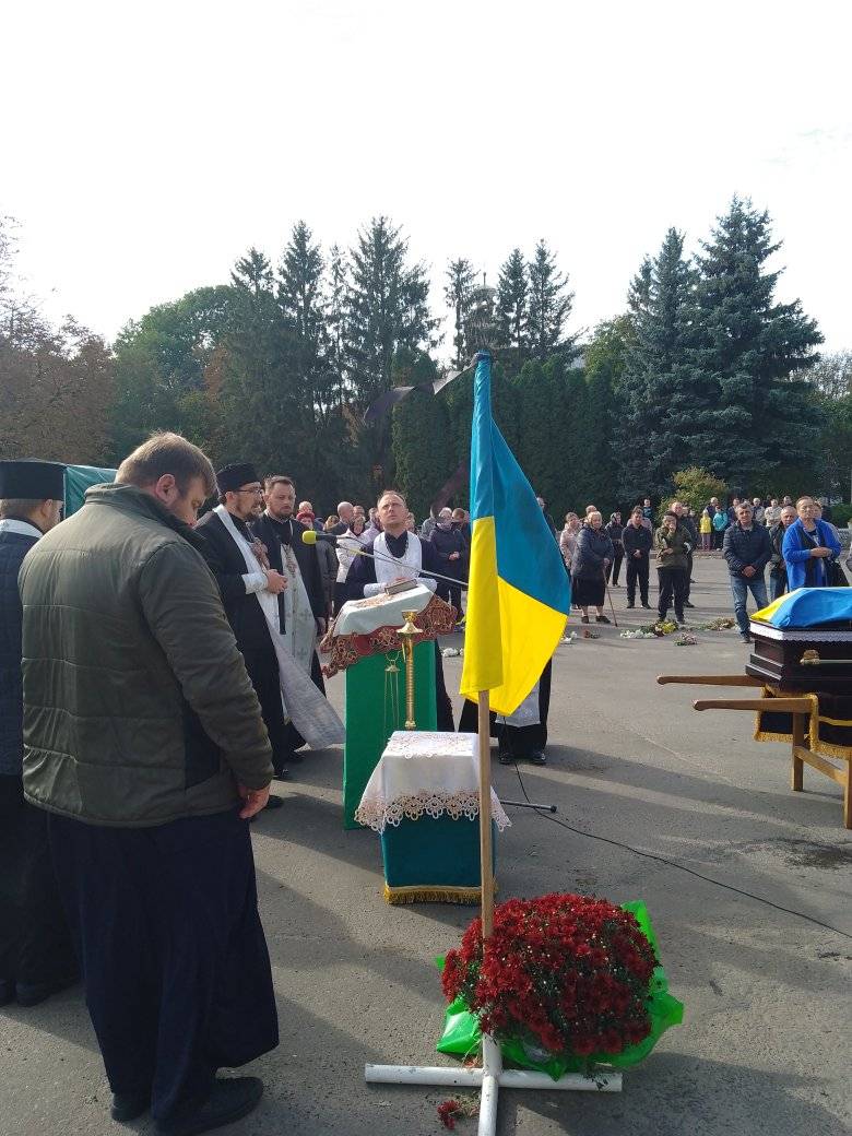 Помер, перебуваючи на бойових позиціях: на Волині прощаються із Героєм Олександром Юзвиком