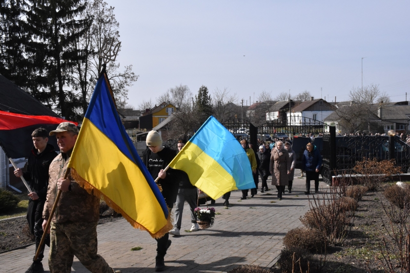Загинув у жовтні 2025 року: на Волині відбулось прощання із захисником Тарасом Шавлаєм