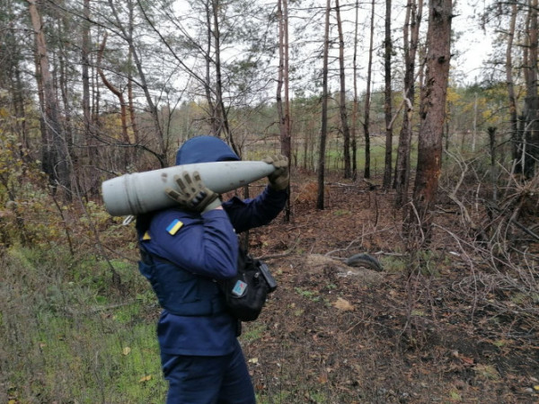 Знешкодили понад сотню російських боєприпасів: волинські сапери розміновують Донеччину