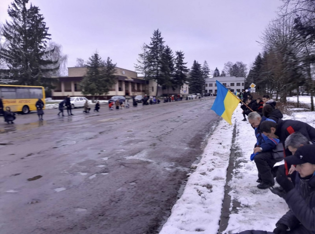 Загинув внаслідок вогневого ураження дроном: на Волинь «на щиті» привезли тіло Героя Сергія Бардася. Фото