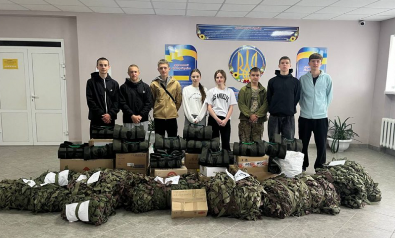 «Найважче для волонтера – відчувати себе в ролі жебрака»: як волинянин допомагає захисникам на Сході