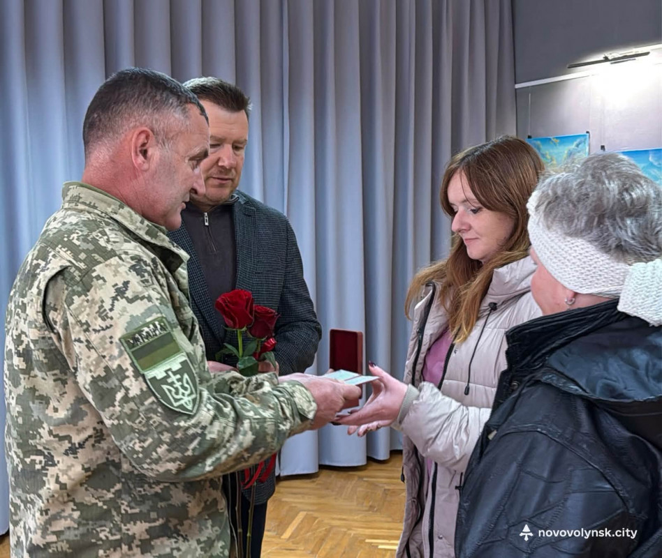 На Волині рідним чотирьох загиблих Героїв вручили посмертні нагороди
