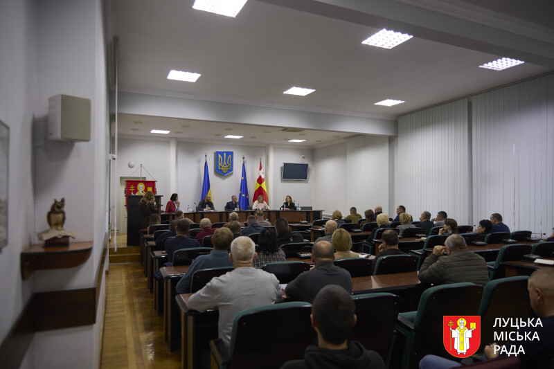 У Луцьку після атаки РФ три школи переходять на дистанційне навчання: що відомо