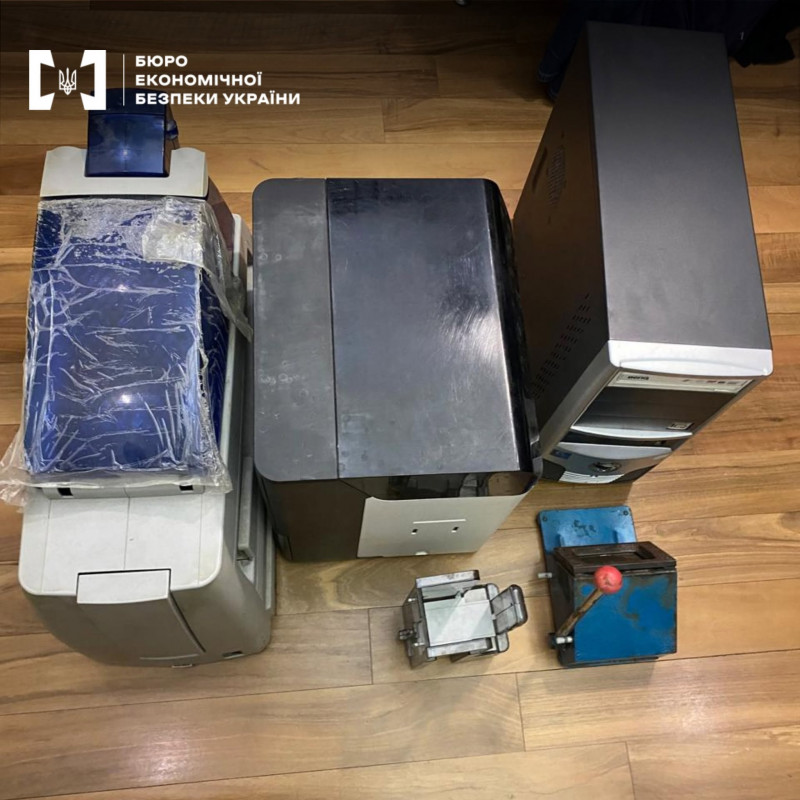 Водійське посвідчення за 400 доларів: на Волині судитимуть трьох чоловіків, які підробляли документи