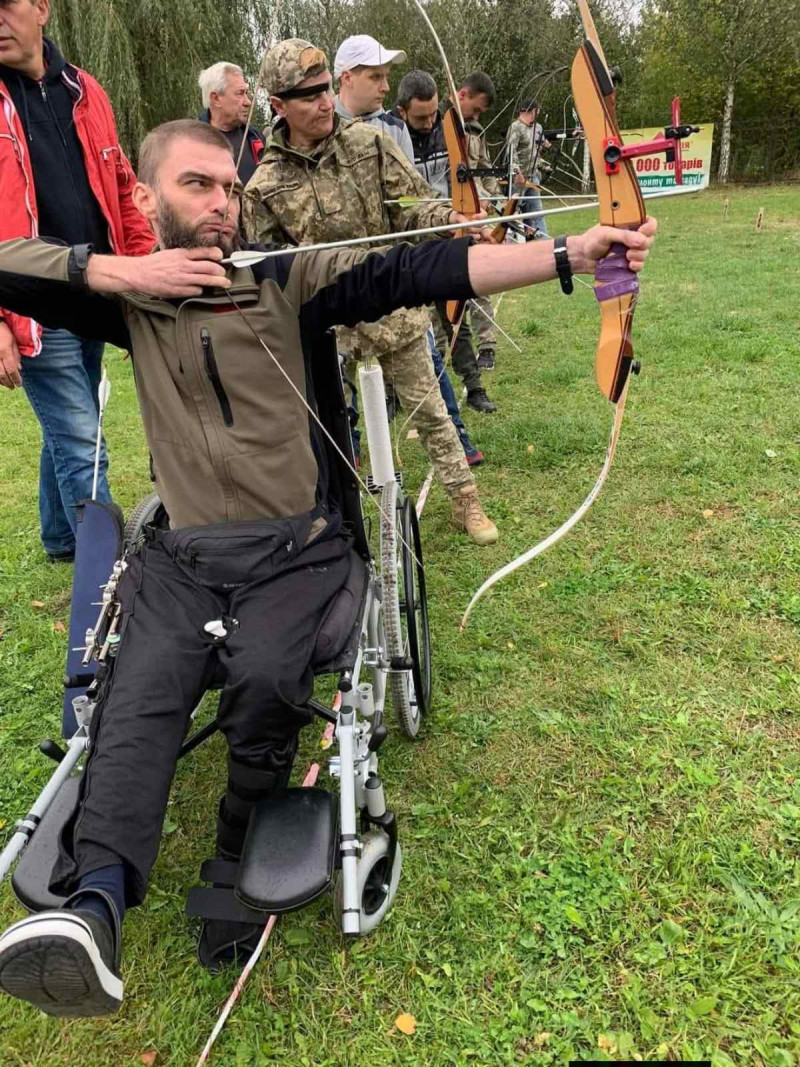 Вижив після КАБу і знову вчився ходити: історія воїна-добровольця з Луцького району